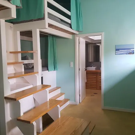 Hostel Conde Surf Camp - Capsule Beds Female Dorm *