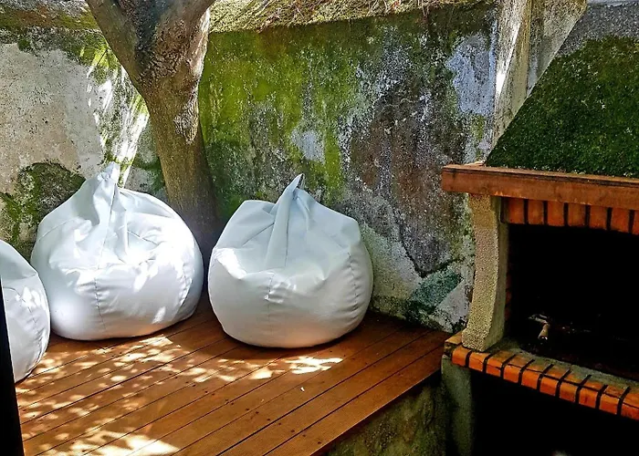 Albergue Conde Surf Camp - Capsule Beds Female Dorm