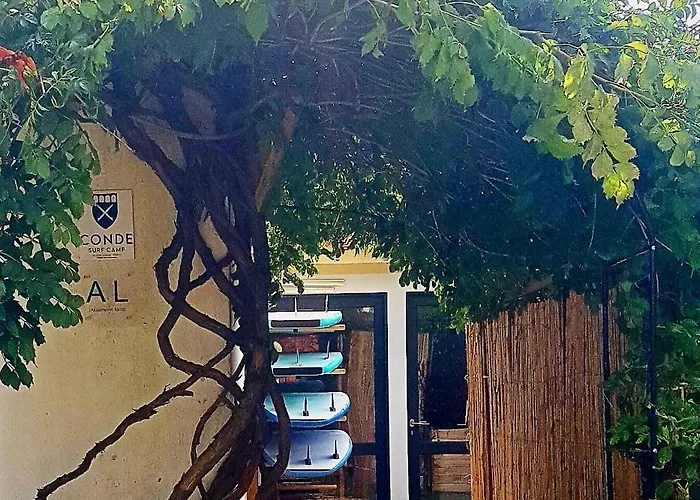 Conde Surf Camp - Capsule Beds Female Dorm Albergue