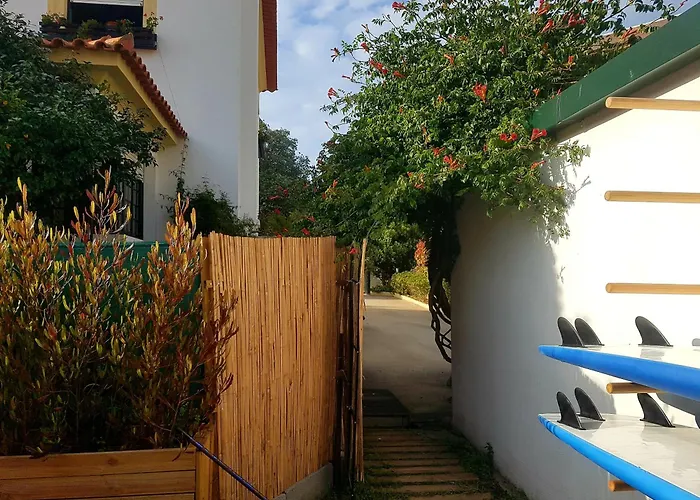 Conde Surf Camp - Capsule Beds Female Dorm * Vila do Conde